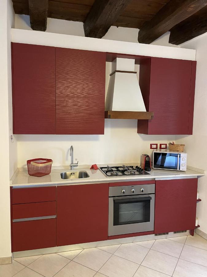 Il Cortiletto Apartment โดโมดอสโซลา ภายนอก รูปภาพ
